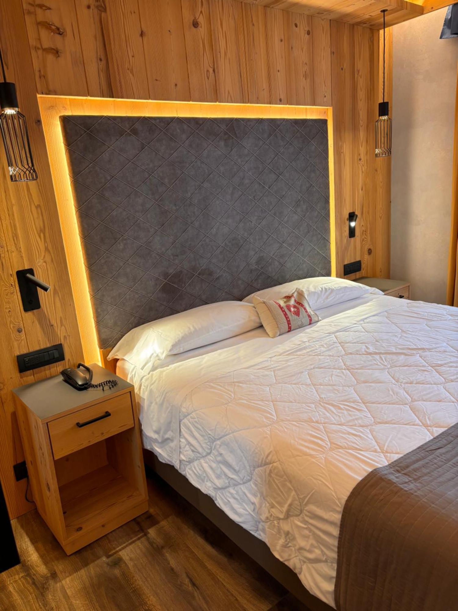Alexander Hotel Alpine Wellness Dolomites Molveno Exterior photo